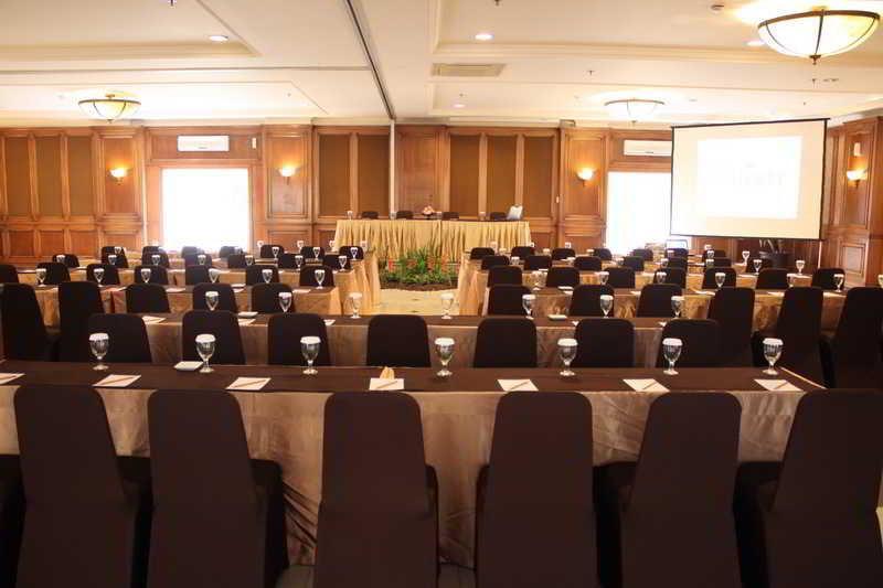 The Majesty Hotel Bandung Extérieur photo