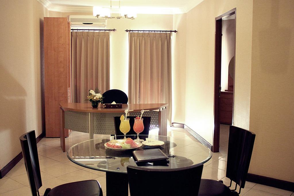 The Majesty Hotel Bandung Extérieur photo